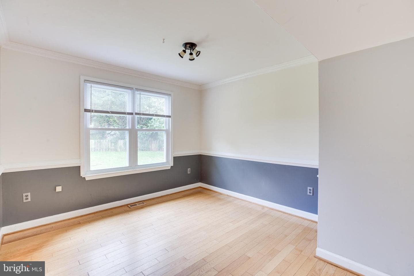 10136 Yorktown Drive photo 8