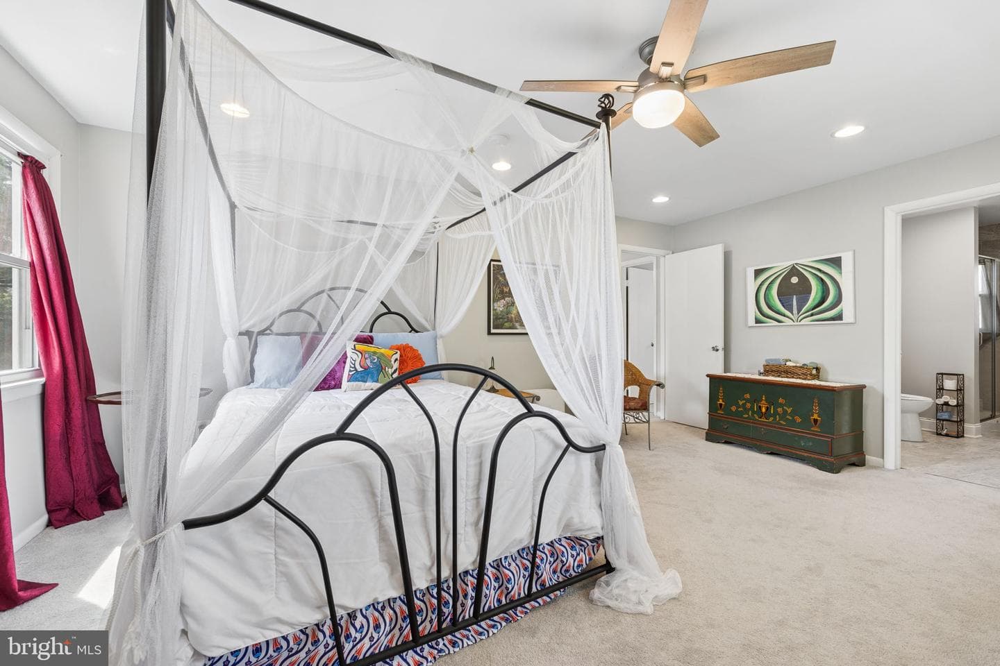 102 Sexton Court photo 18