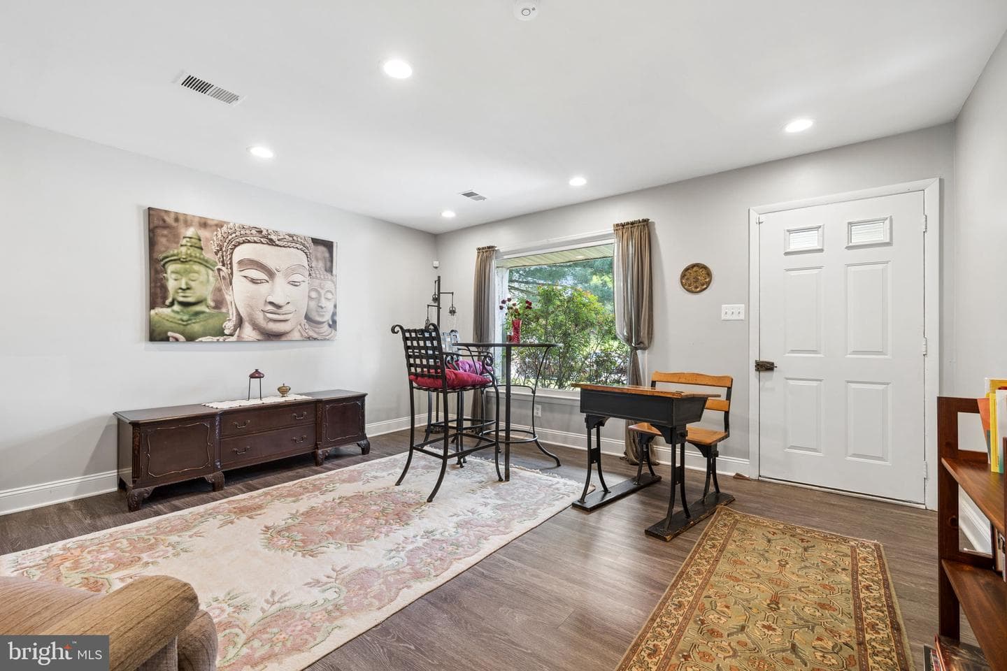 102 Sexton Court photo 5