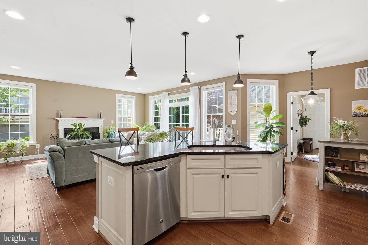 22575 Willington Square photo 13