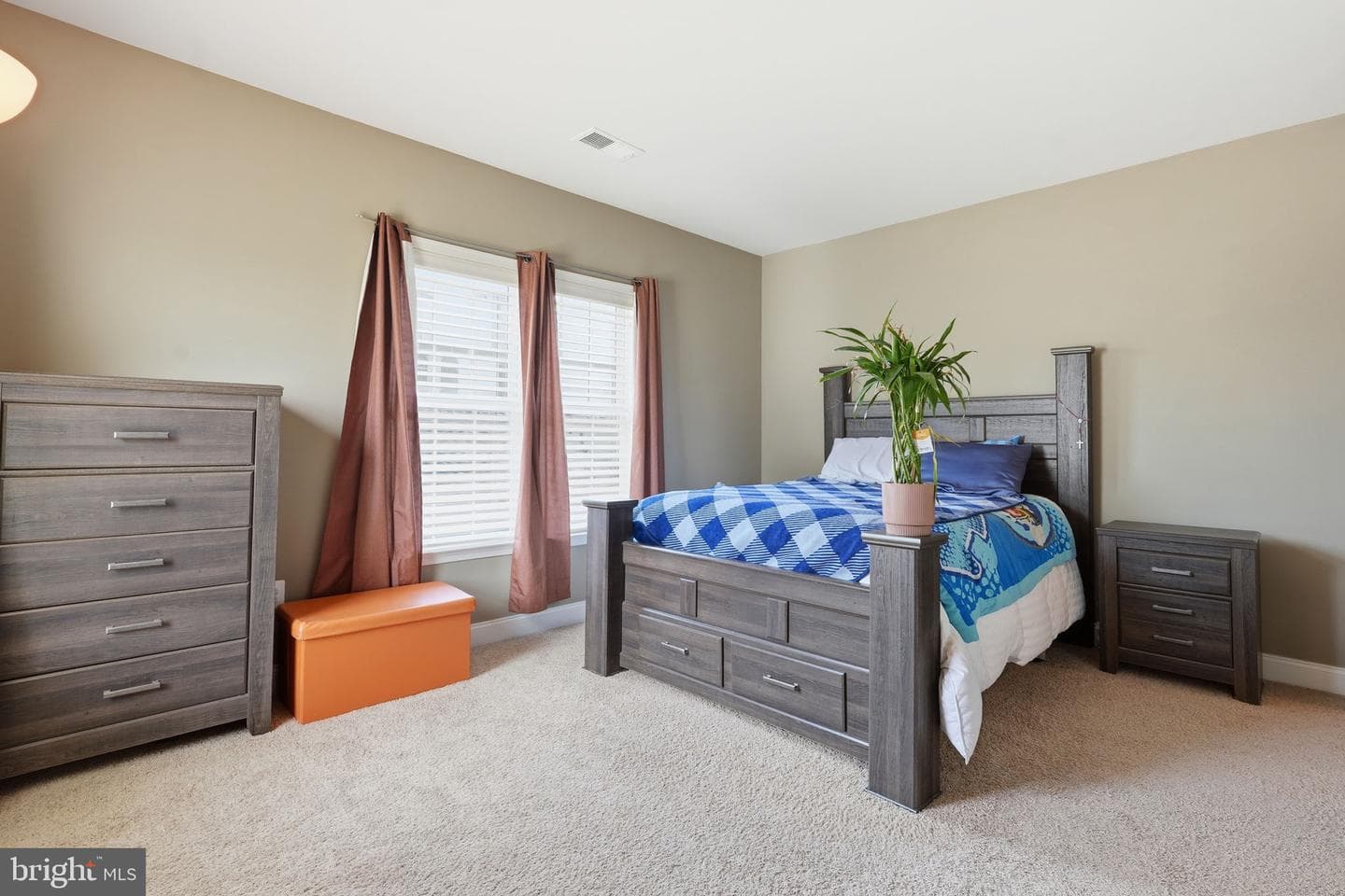 22575 Willington Square photo 33