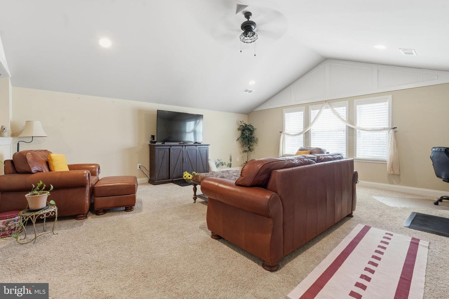 22575 Willington Square photo 39
