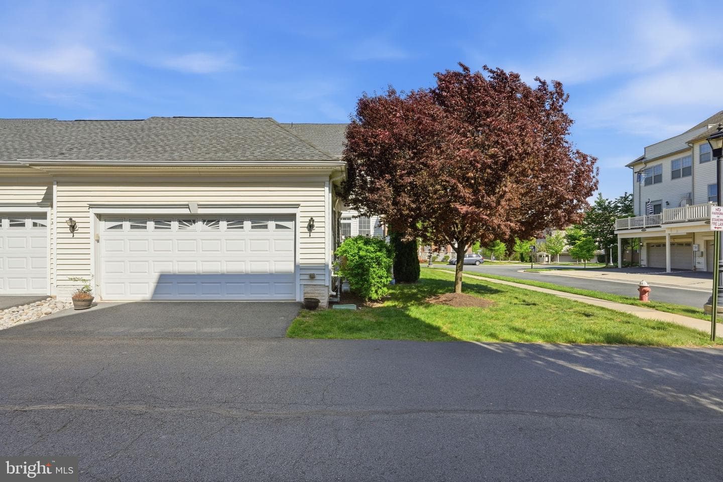 22575 Willington Square photo 54