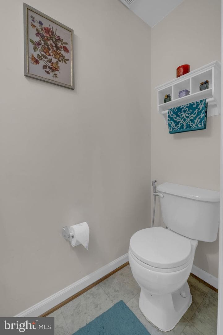 21780 Mornington Cresent Terrace photo 14