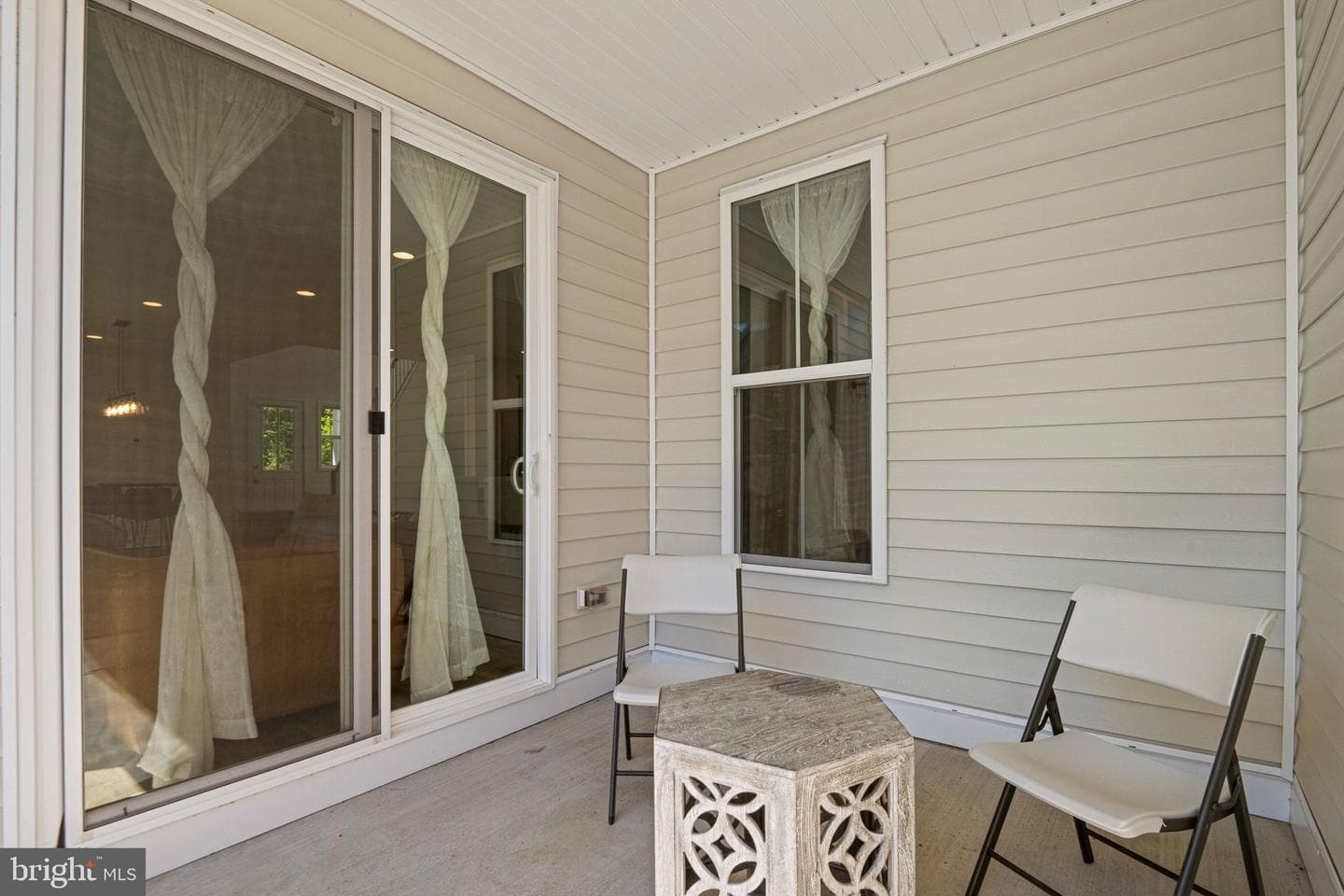 23099 Glenwood Heights Circle photo 32