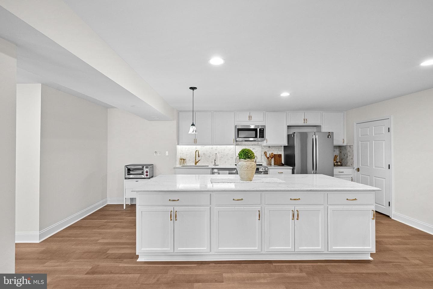 15064 Barlow Dr photo 91