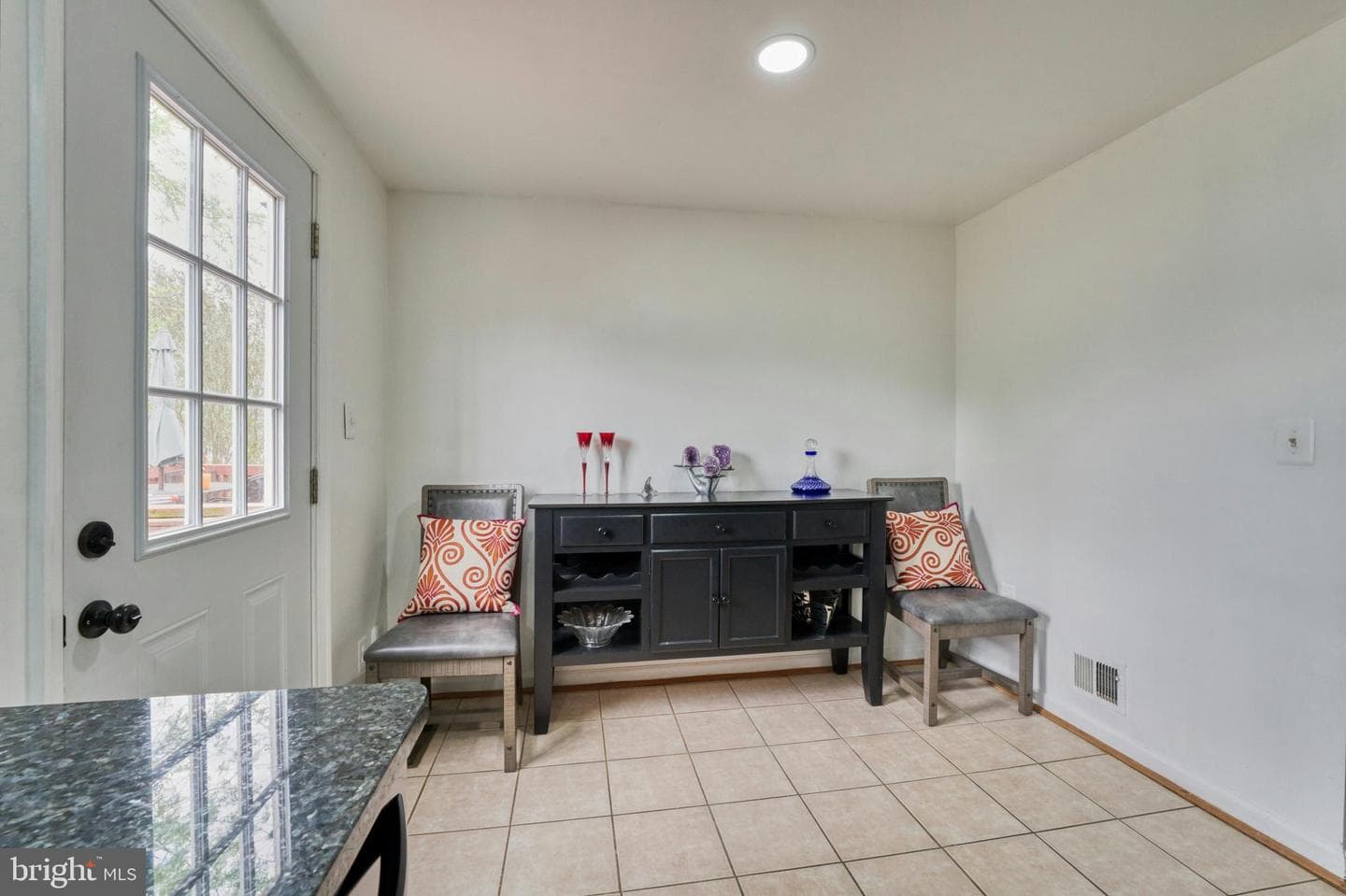 24 Huntley Court photo 11