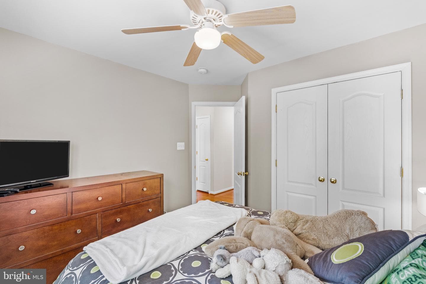 20317 Vermeer Street photo 24