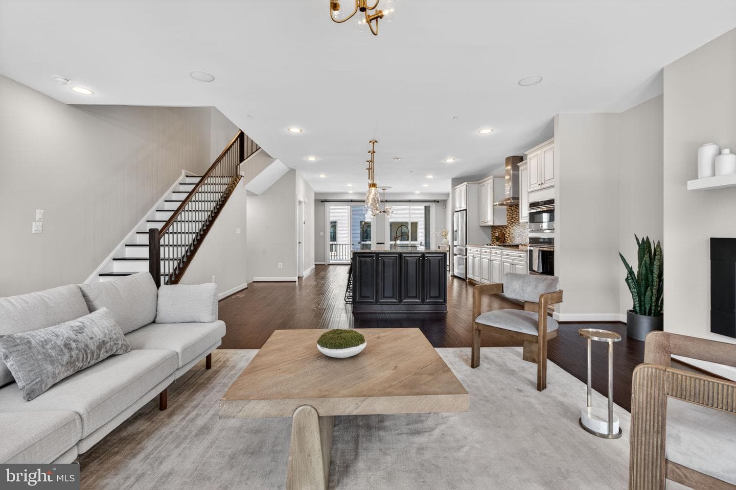 43388 Whitehead Terrace photo 16