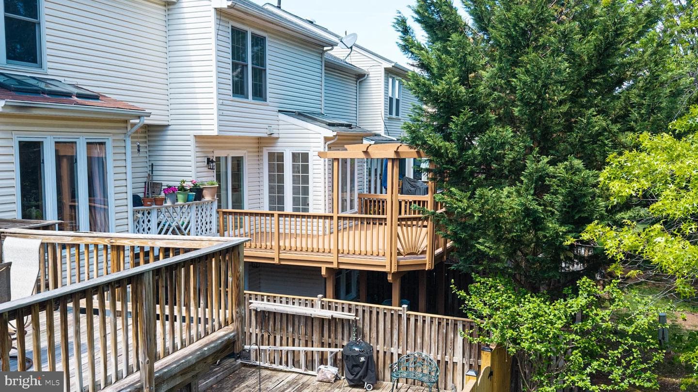 21152 Hedgerow Terrace photo 10