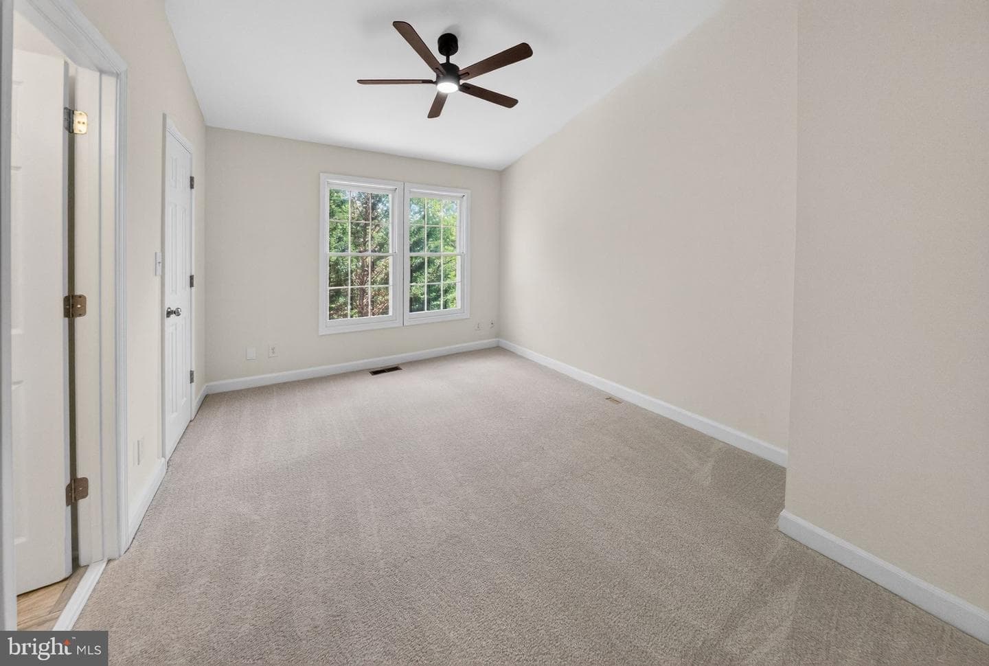 21152 Hedgerow Terrace photo 41