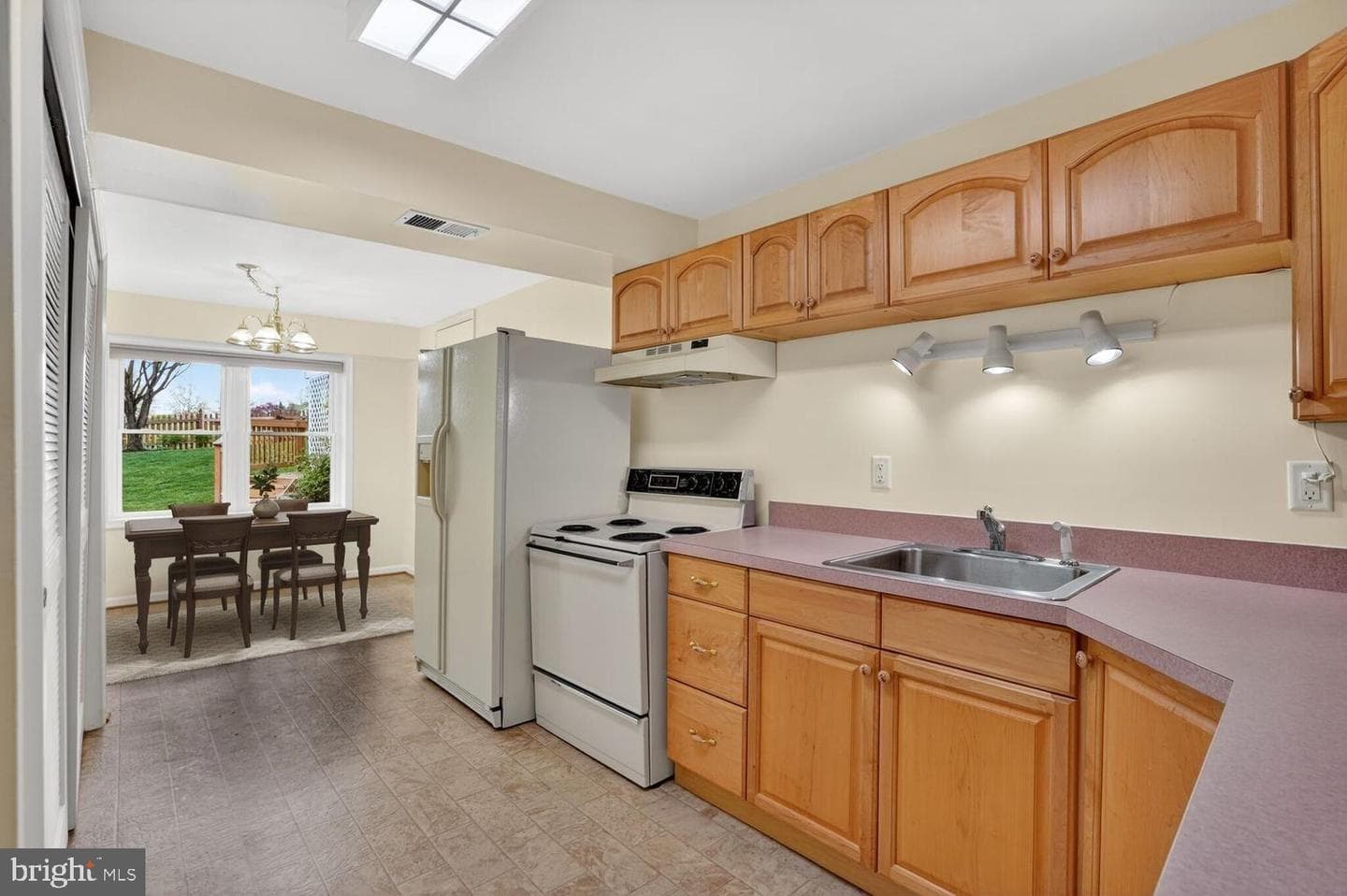 1122 Janney Street SW photo 31