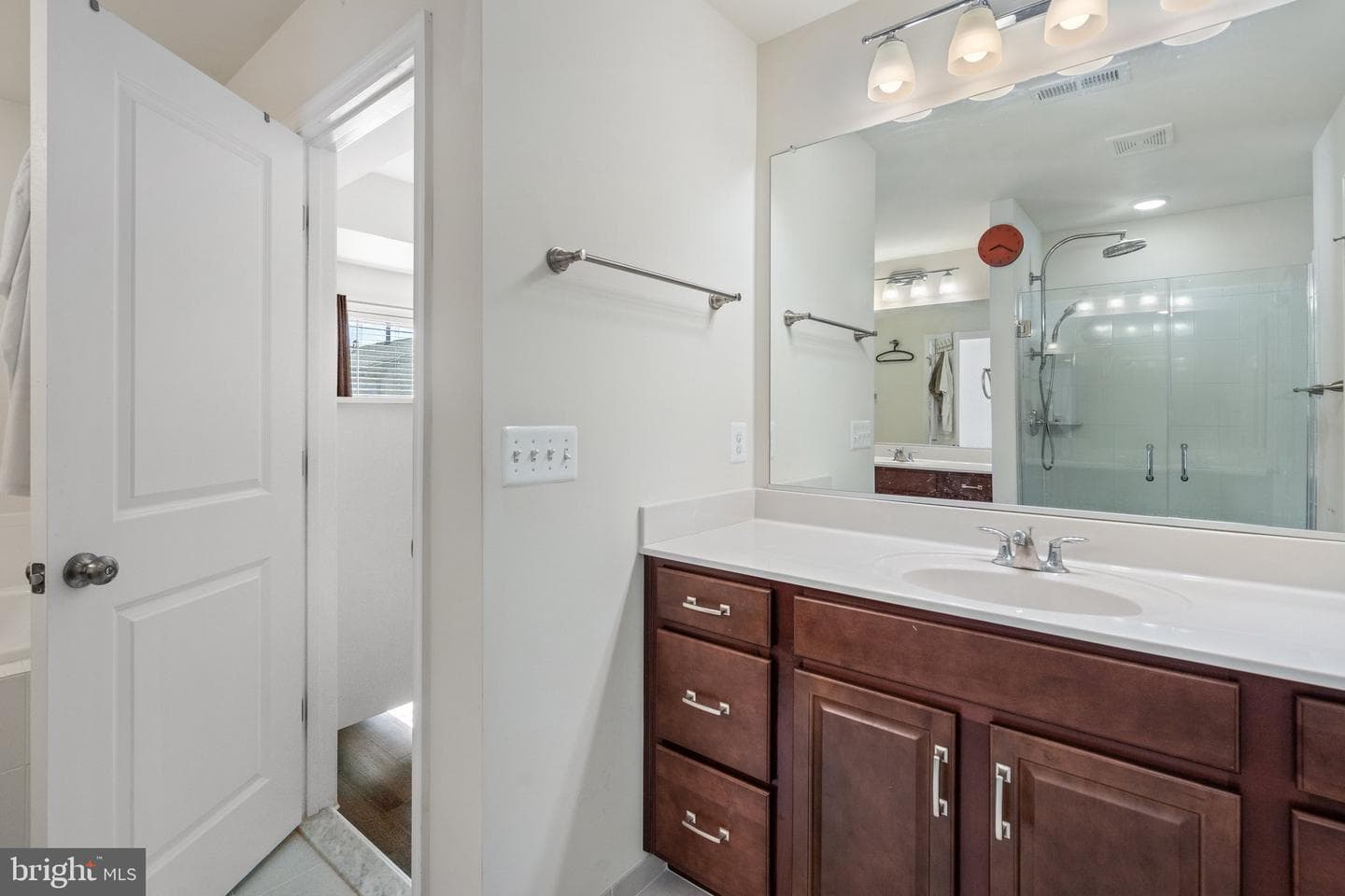 42385 Dogwood Glen Square photo 42