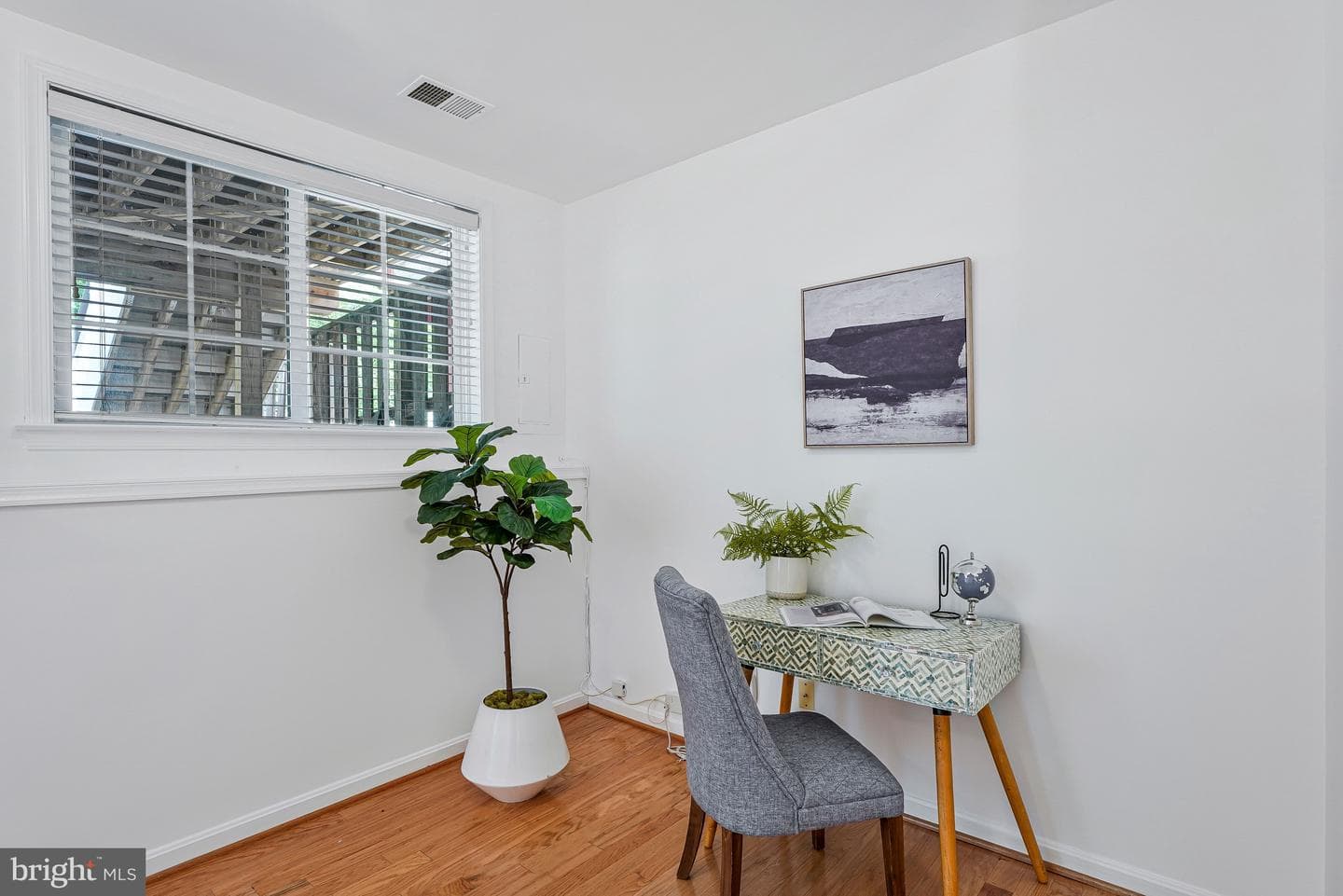 47575 Sandbank Square photo 22