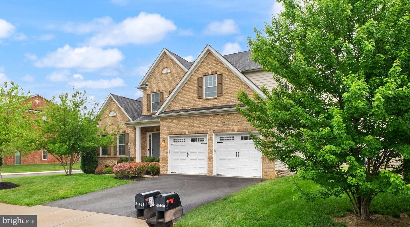 41486 Carriage Horse Drive photo 2