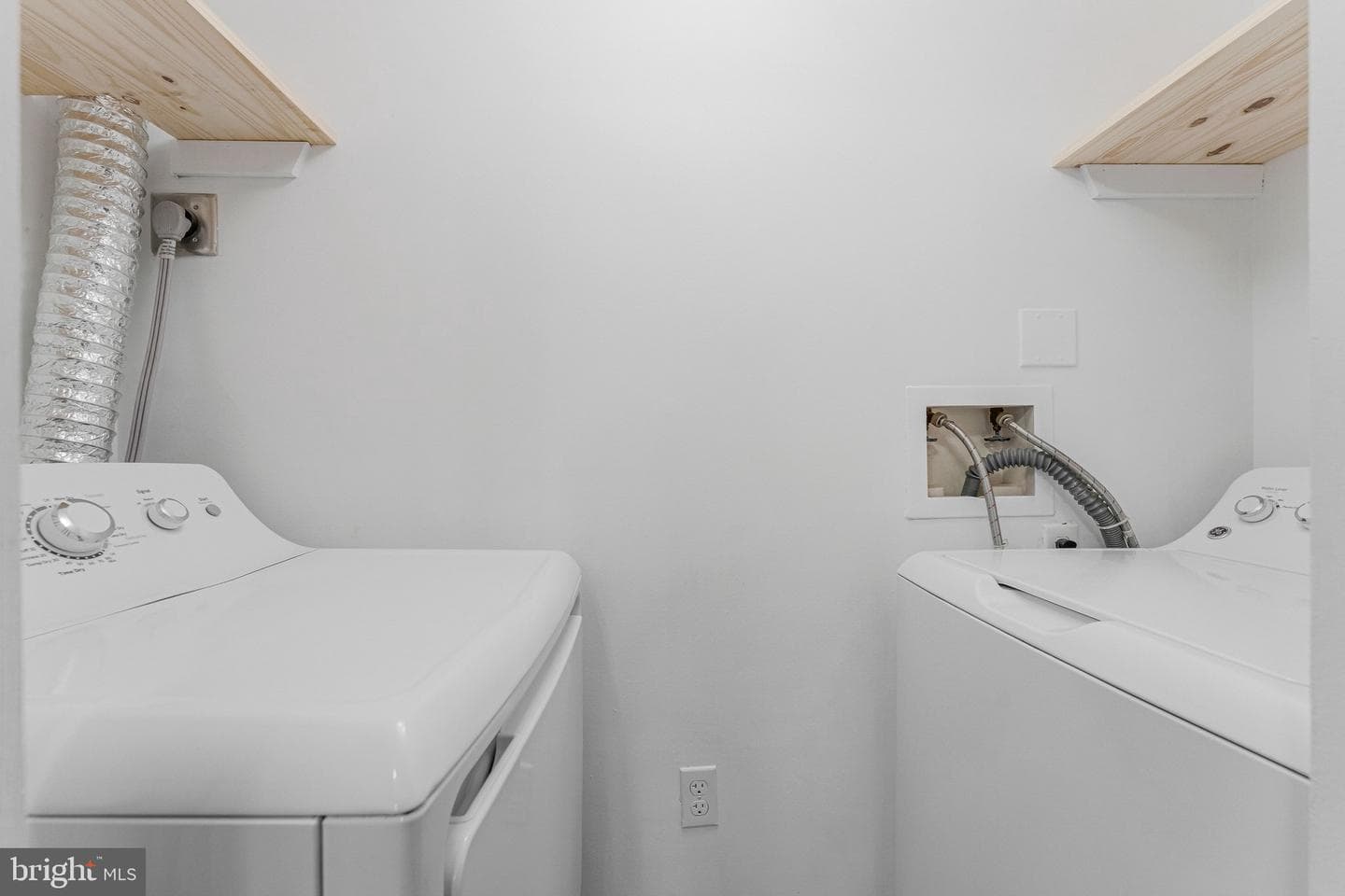 16 Dulany Court photo 18