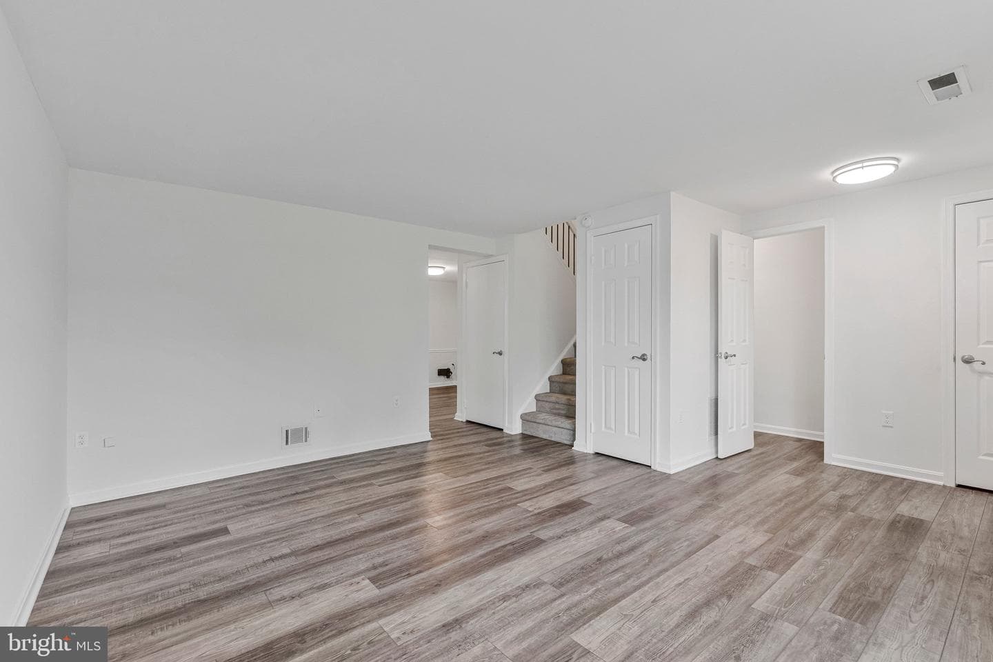 16 Dulany Court photo 5