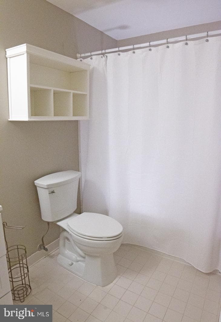 21186 Vineland Square photo 20