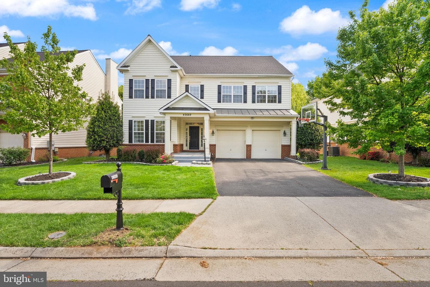 42669 Emperor Dr, Brambleton