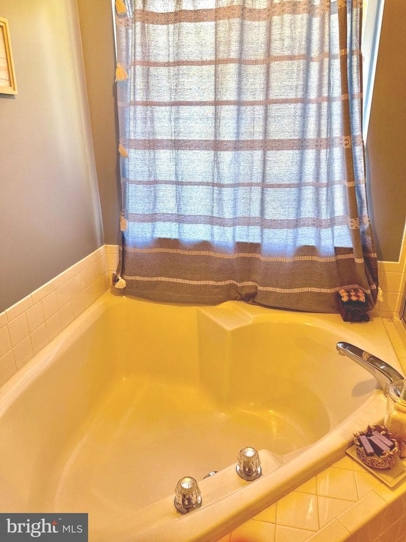 20275 Glenrobin Terrace photo 22