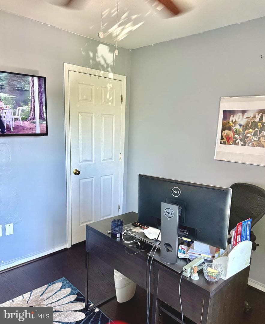 20275 Glenrobin Terrace photo 29