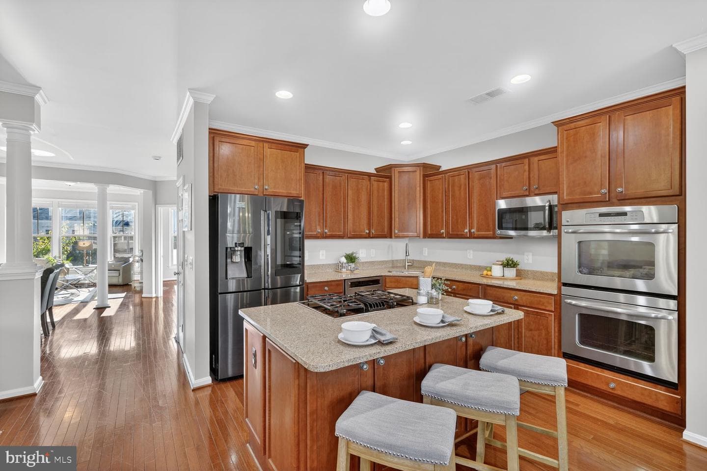 22166 Napier Terrace photo 7