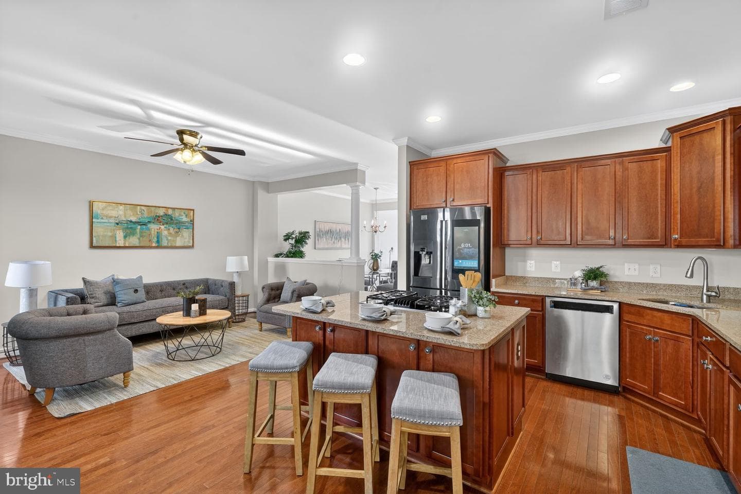 22166 Napier Terrace photo 9