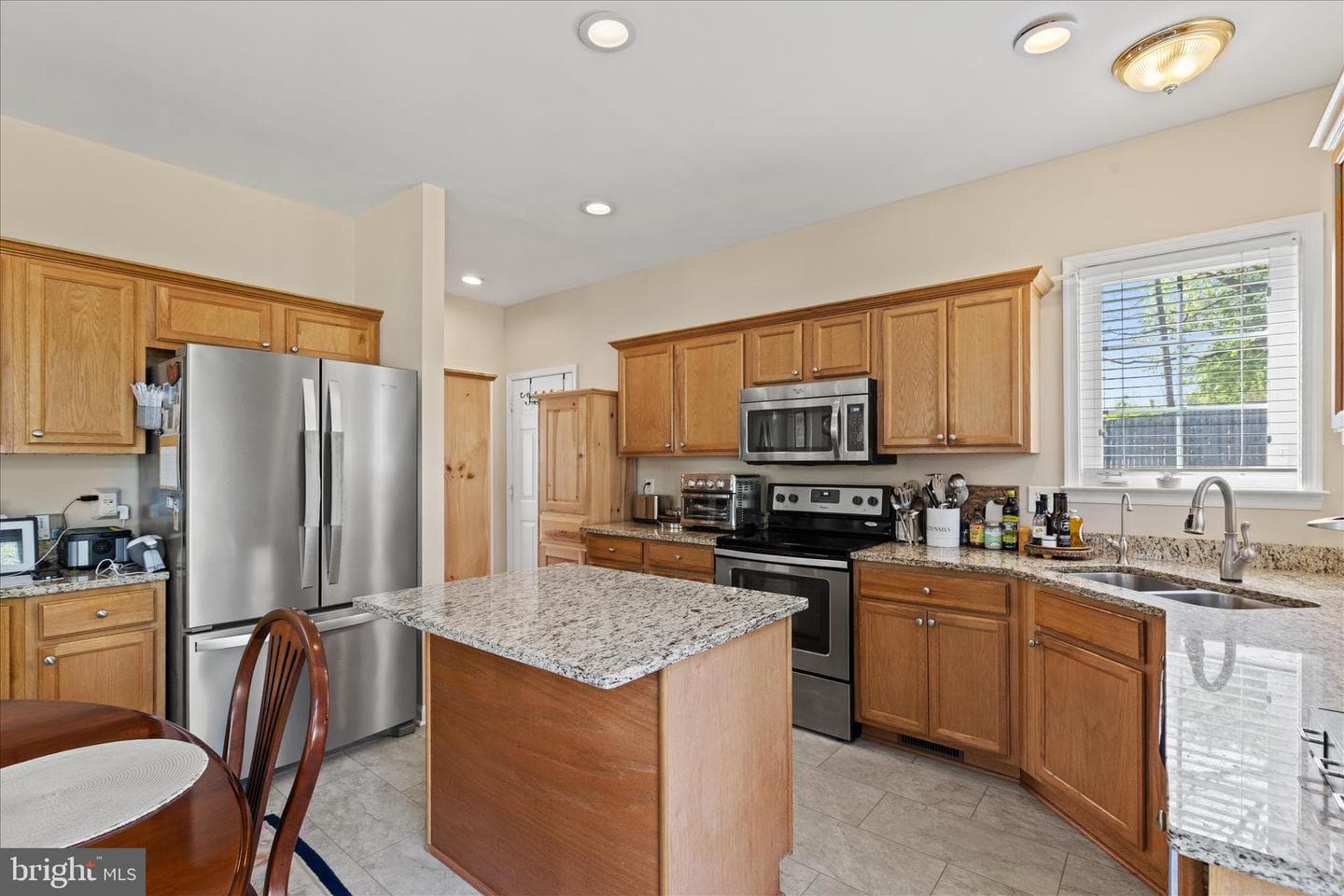 102 Delaware Avenue photo 16