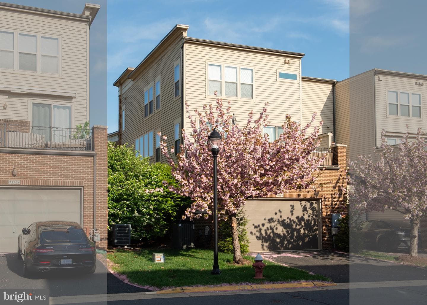 22780 Sagamore Square photo 2