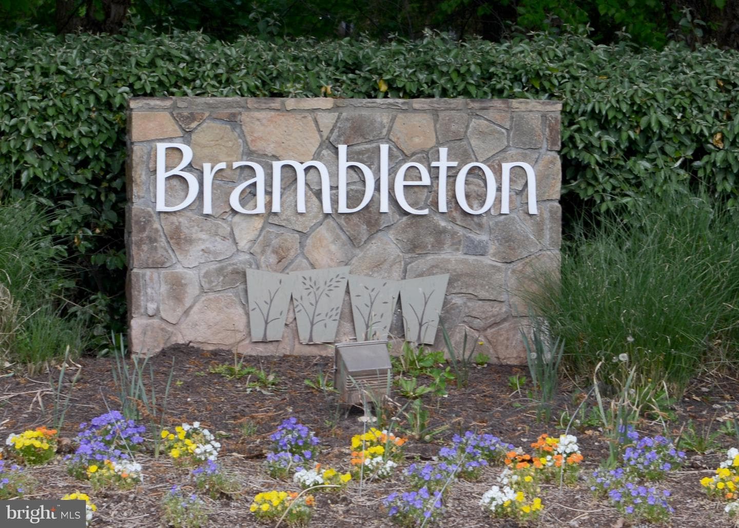 22780 Sagamore Square photo 60