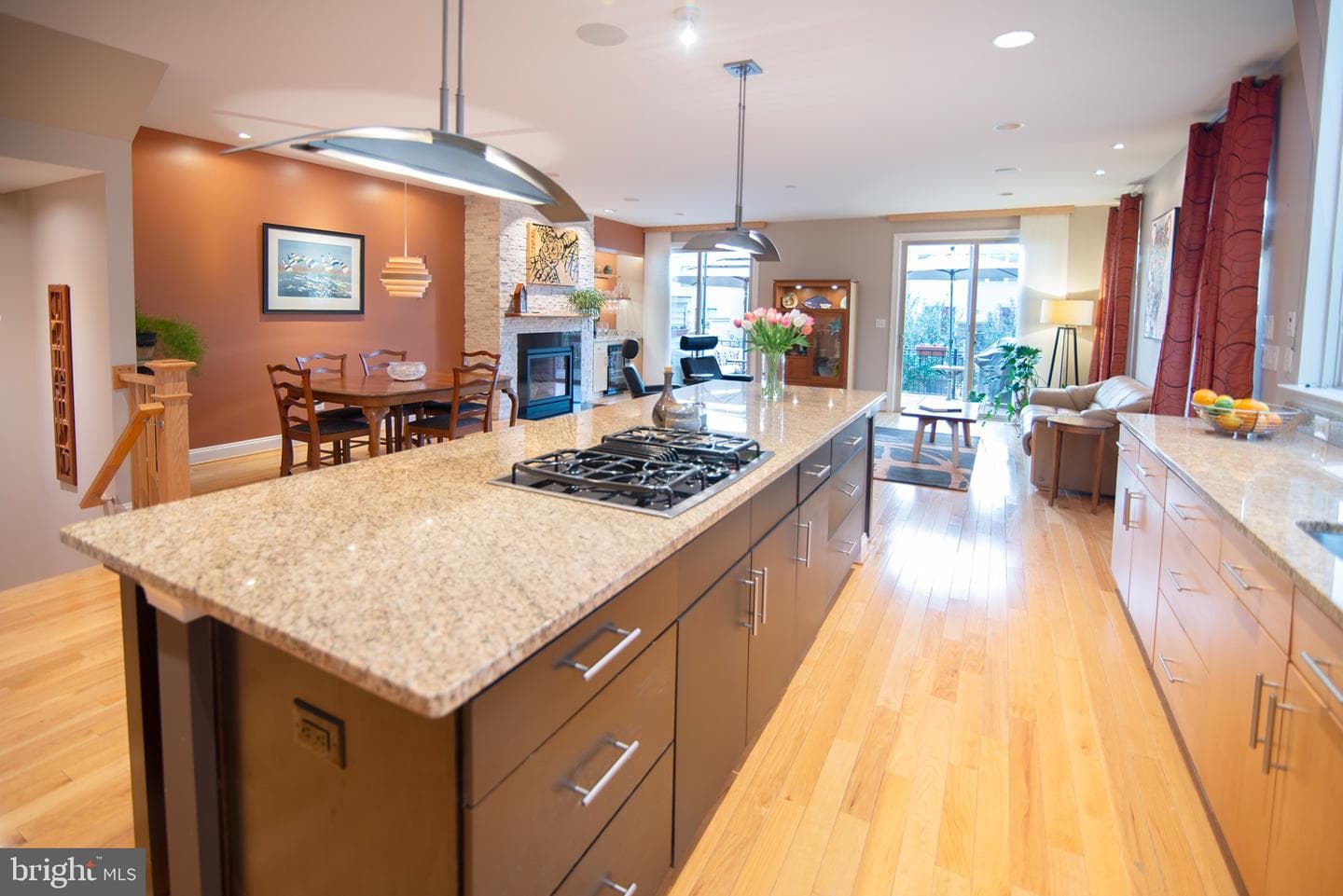22780 Sagamore Square photo 8