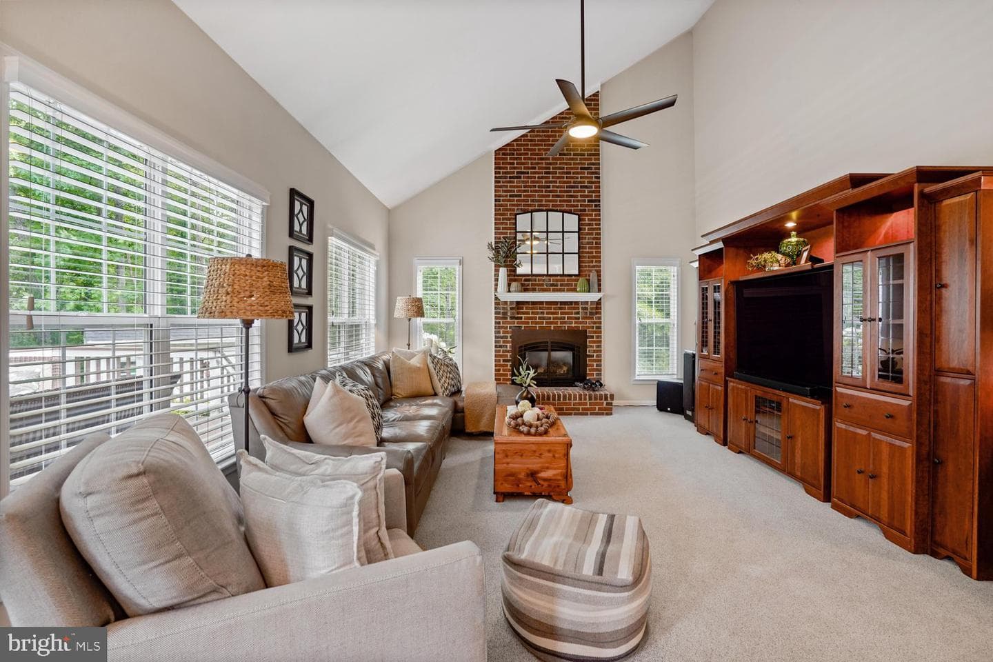 42787 Oatyer Court photo 12
