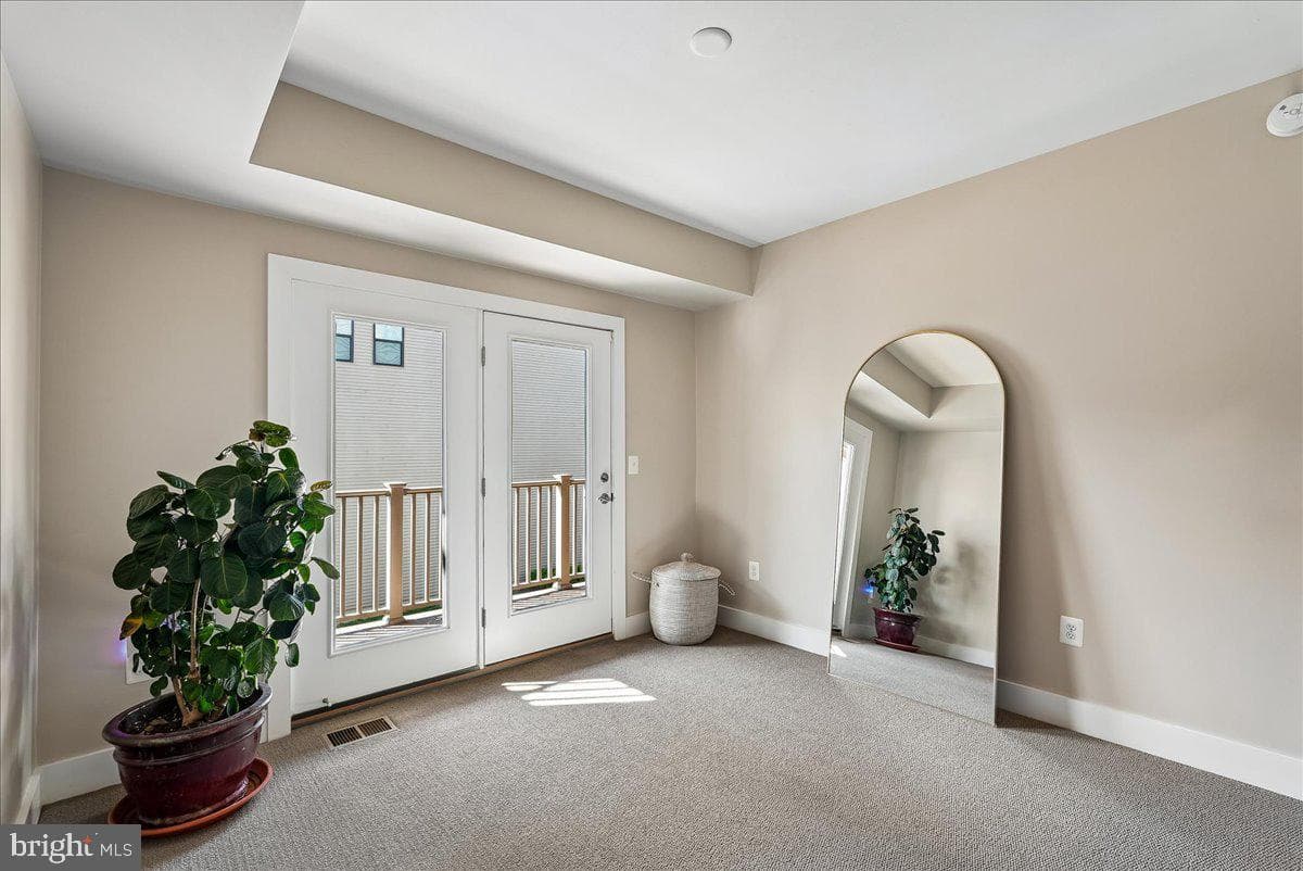 44784 Tiverton Square photo 25