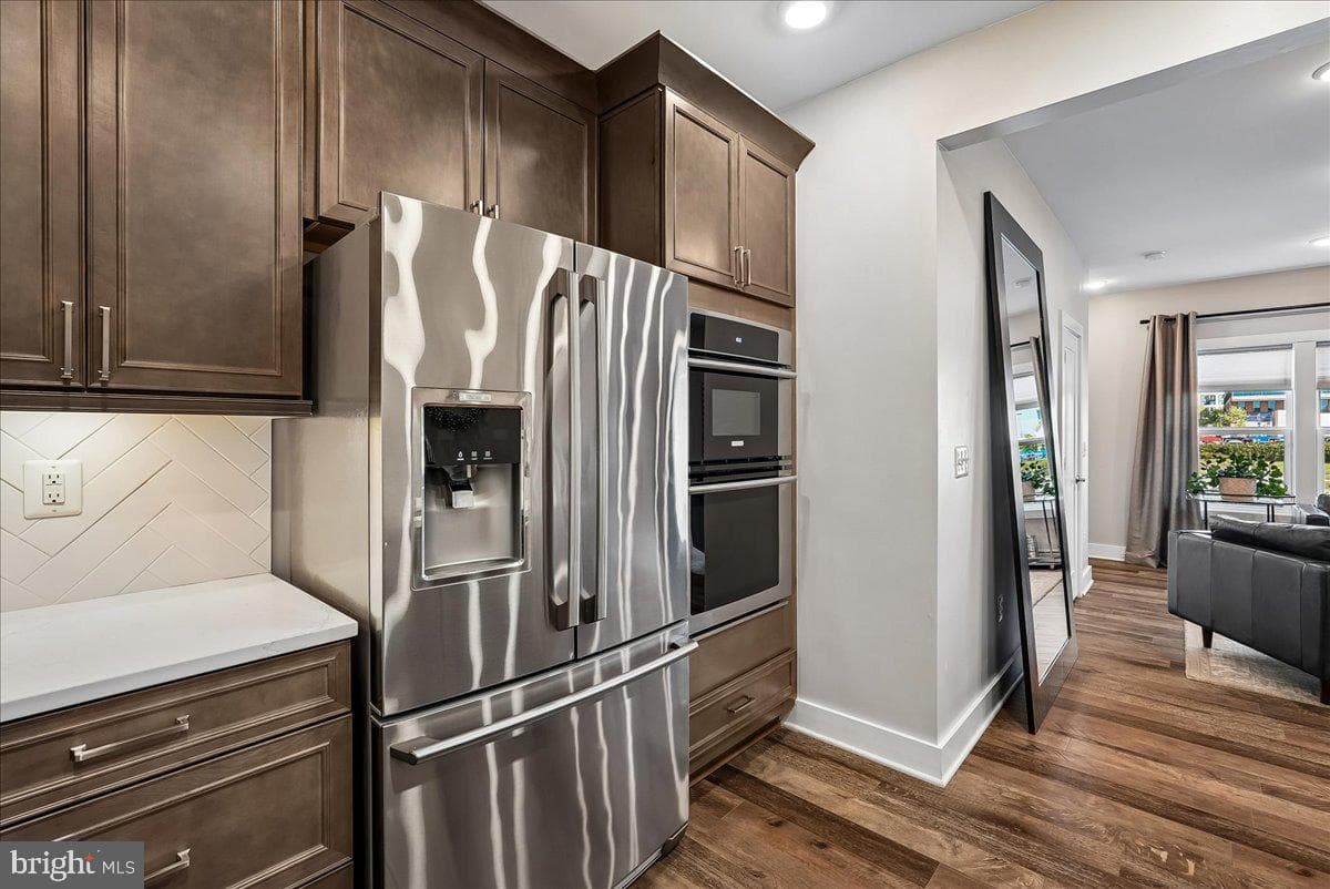 44784 Tiverton Square photo 8