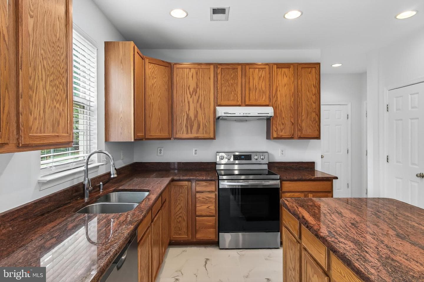 25825 Spring Farm Circle photo 34