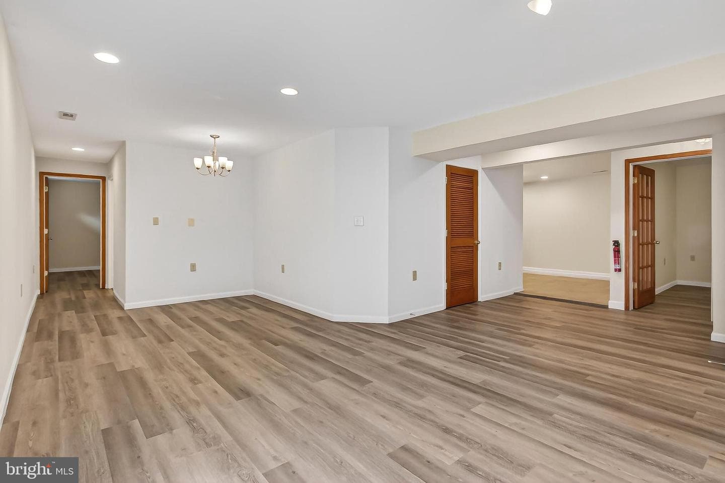25825 Spring Farm Circle photo 57