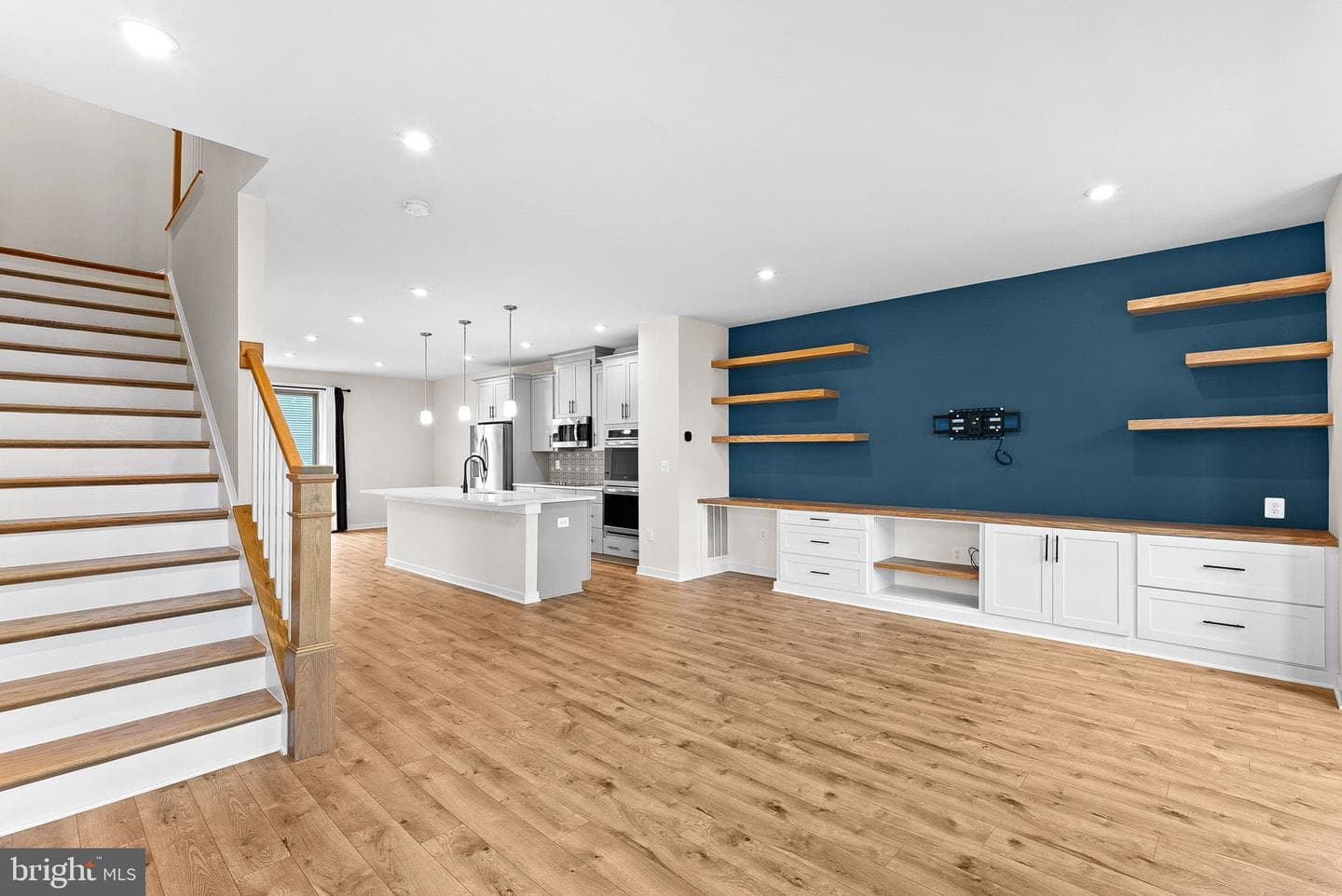 1145 Madeira Terrace SE photo 22