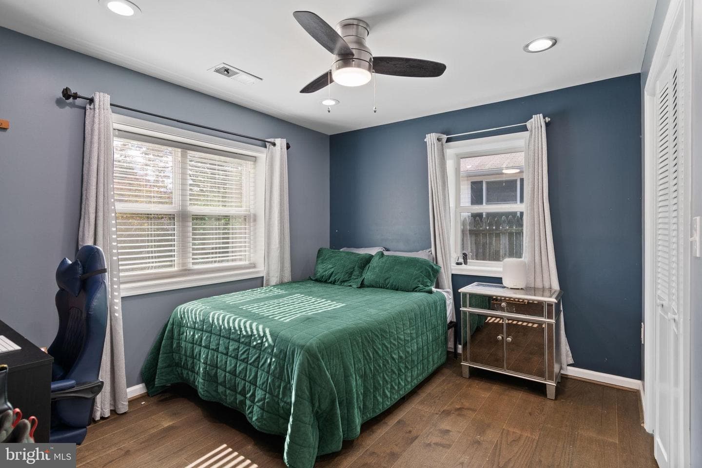 608 NE Blue Ridge Avenue NE photo 13