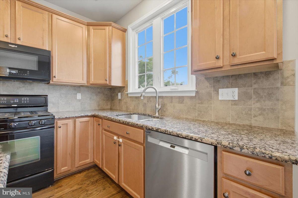 42770 Hay Road photo 20