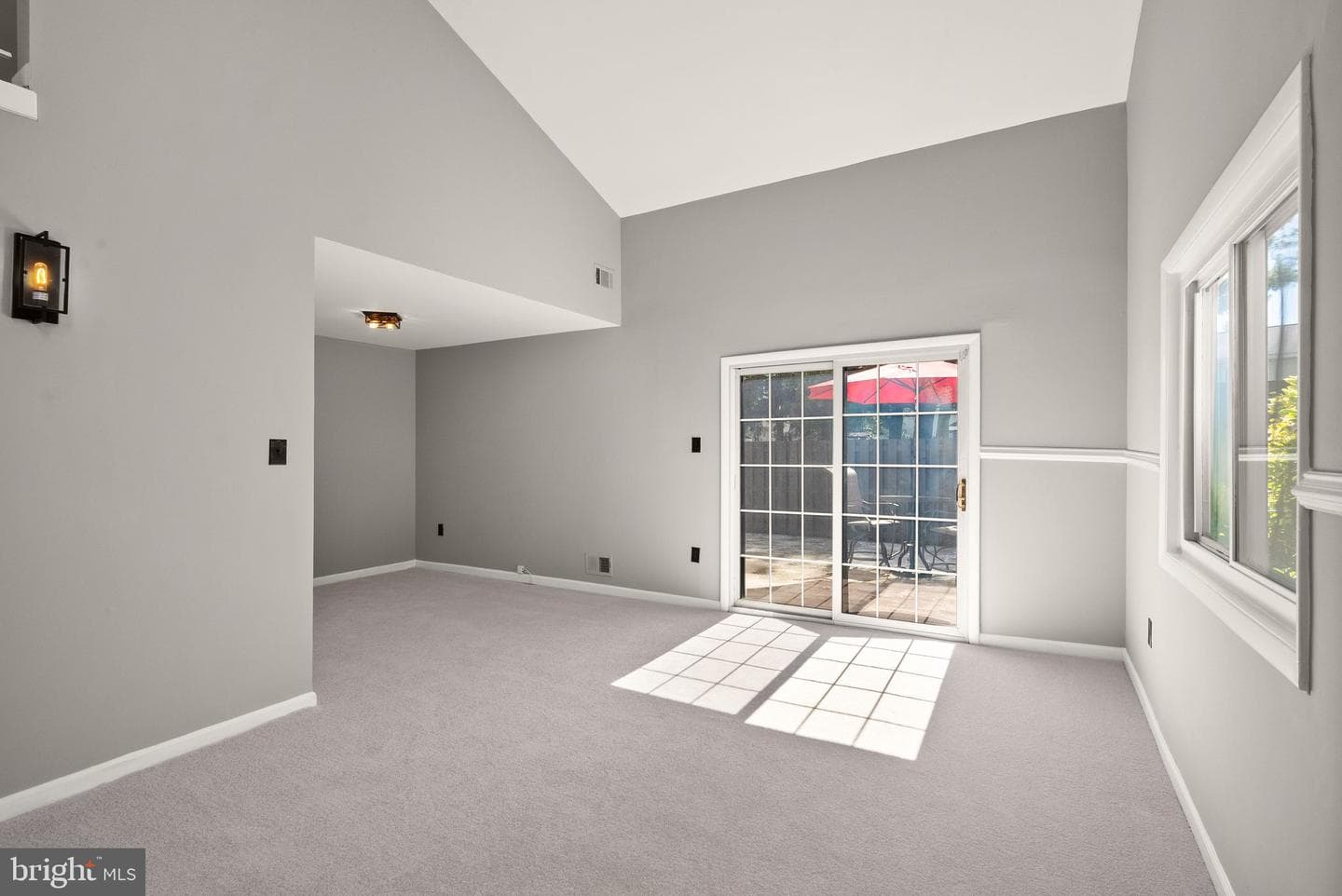 142 N Cottage Road photo 4