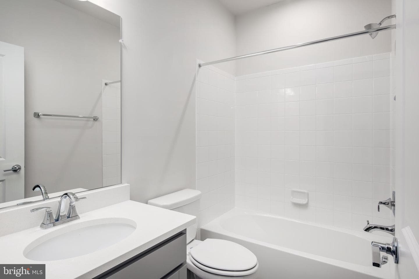 42684 Cattail Creek Drive photo 14