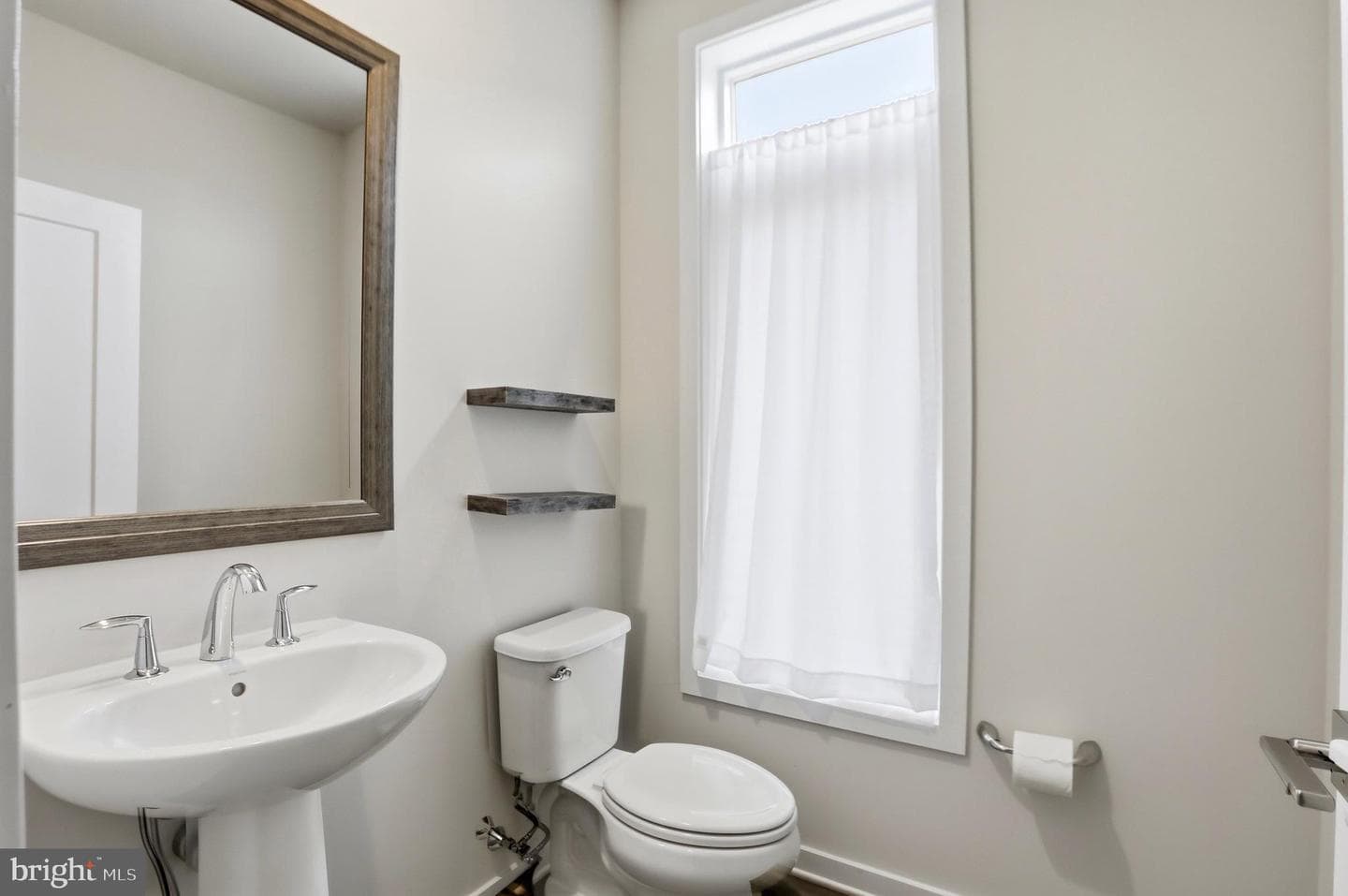 23553 Bingley Manor Terrace photo 16