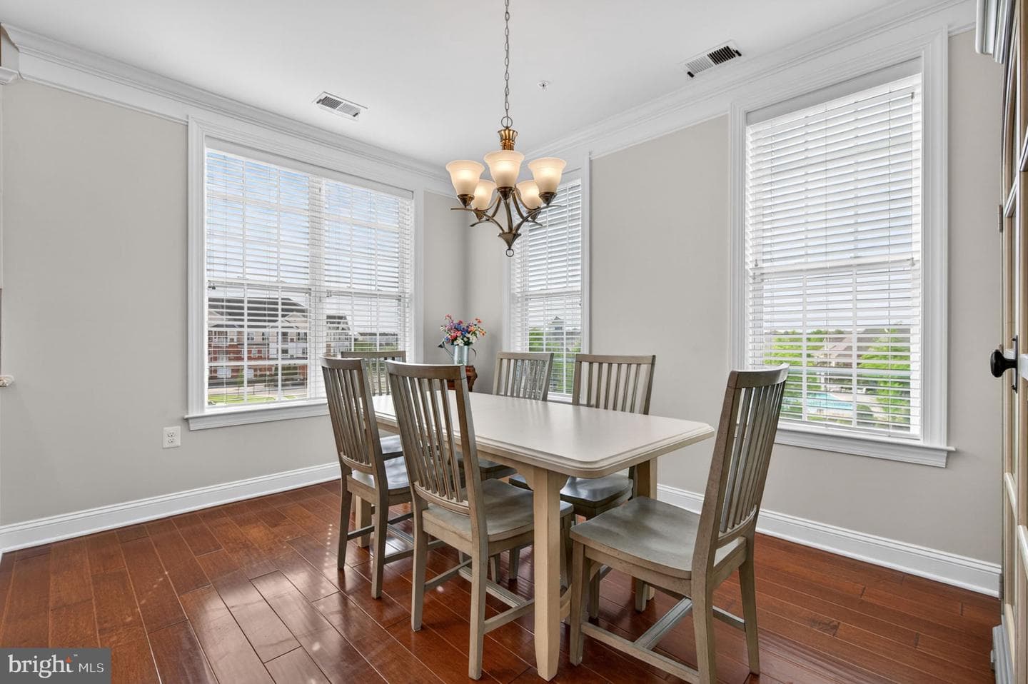 44605 York Crest Terrace #300 photo 15