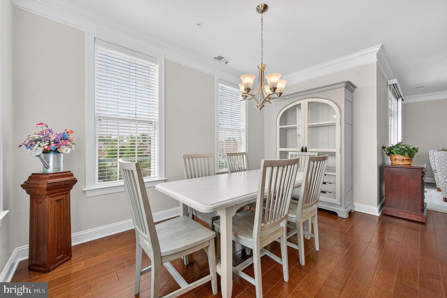 44605 York Crest Terrace #300 photo 16