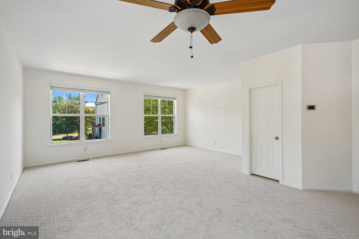 43131 Huntsman Square photo 13