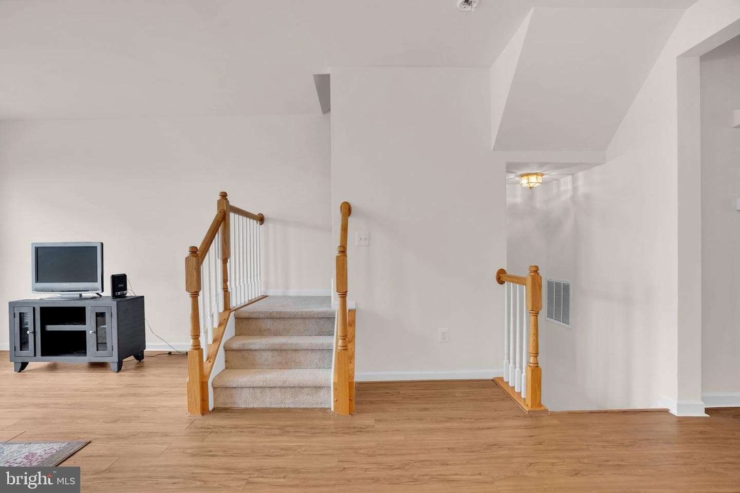 25015 Riding Center Drive photo 9