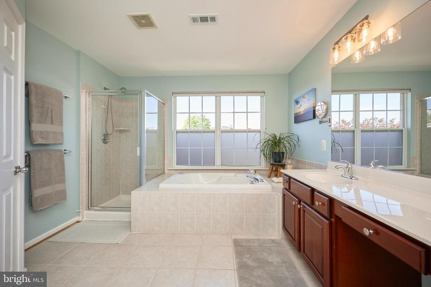 1706 Revere Court NE photo 26