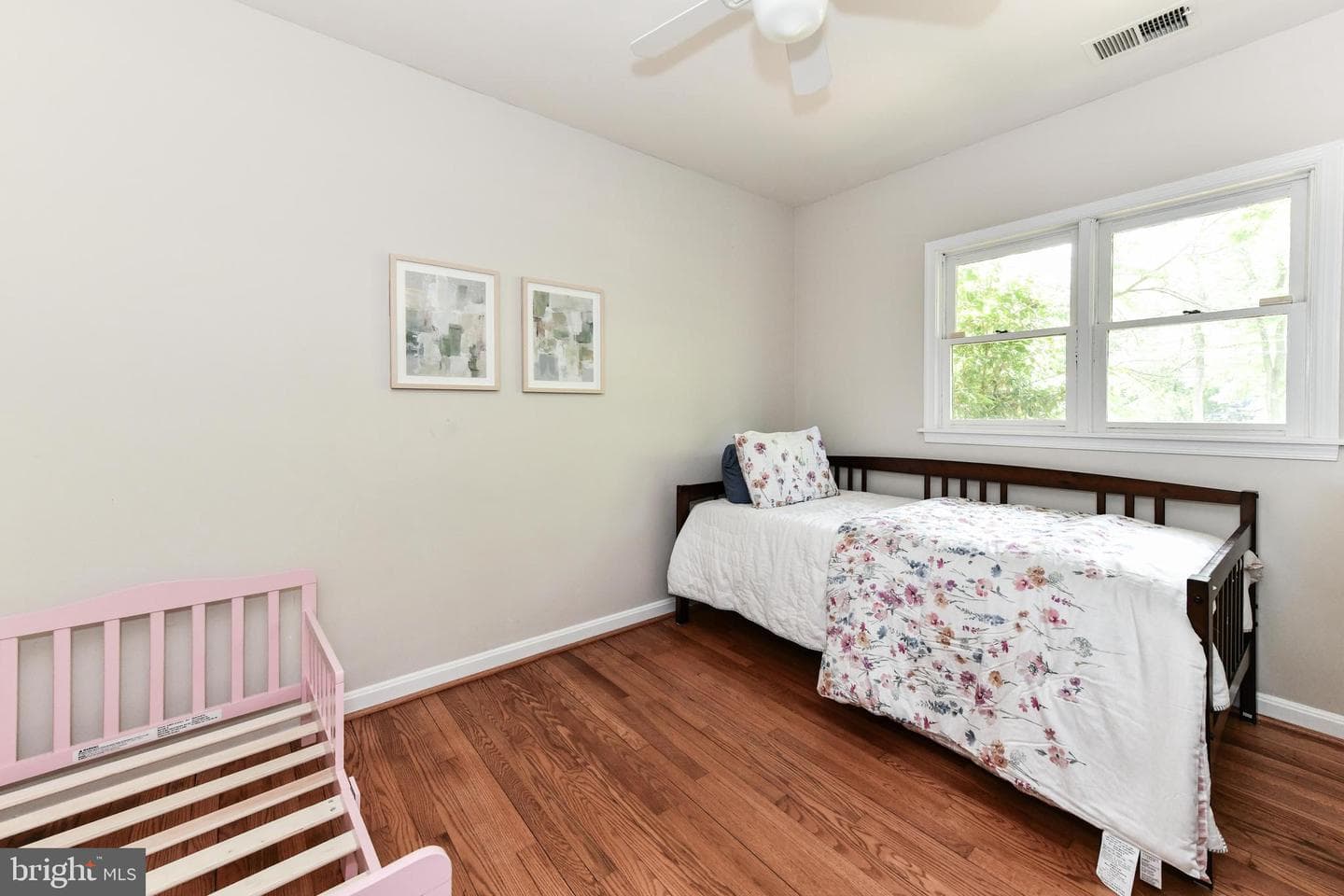 14 Oak Lane photo 16