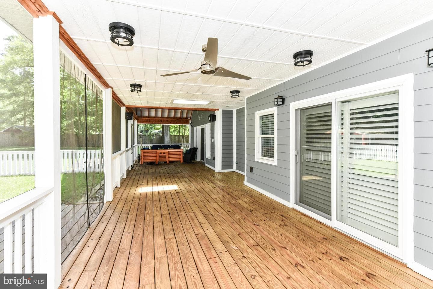 14 Oak Lane photo 44