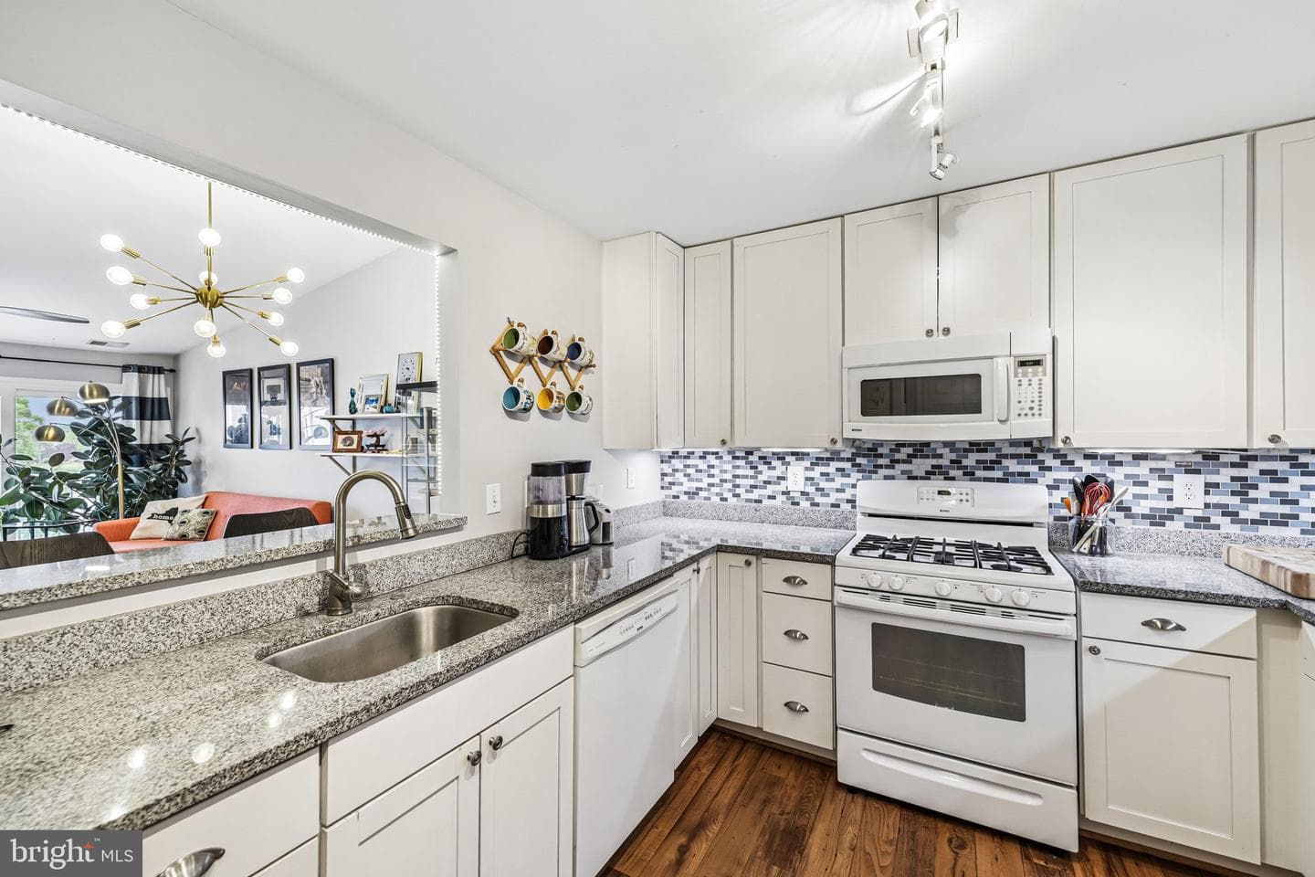 44114 Natalie Terrace #302 photo 6